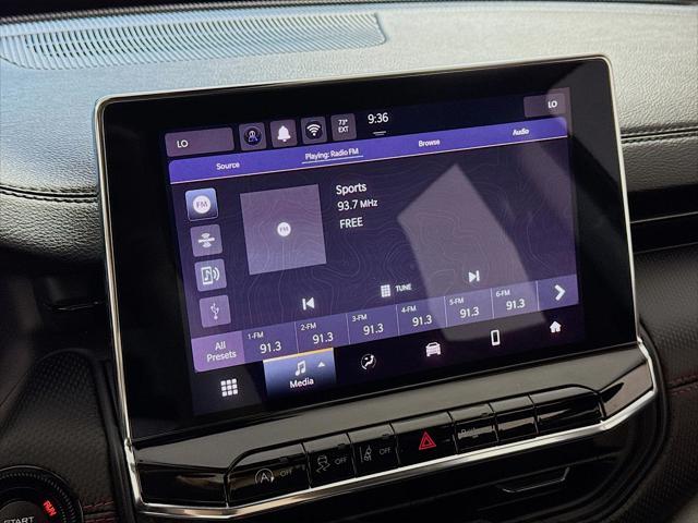 Photo of 2022 Velvet Red Pearl Jeep Compass