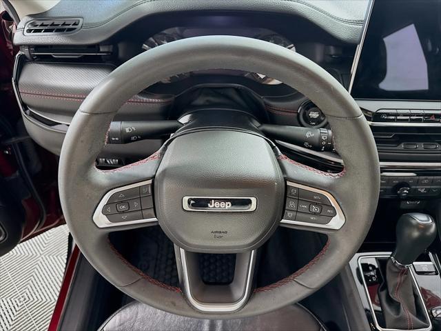 Photo of 2022 Velvet Red Pearl Jeep Compass
