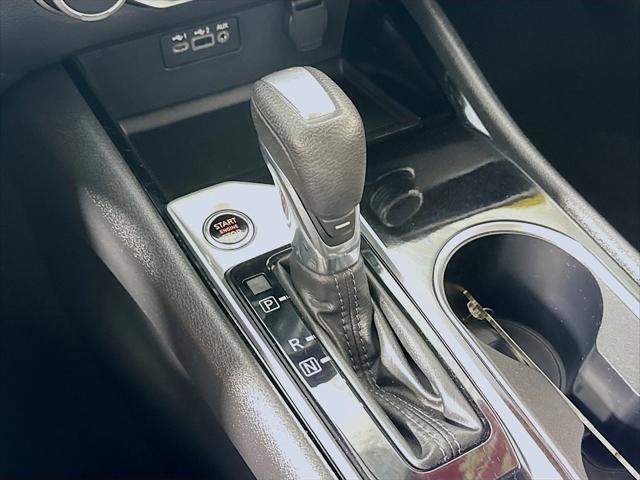 Photo of 2024 Gun Metallic Nissan Altima