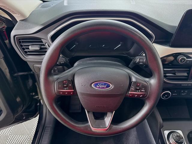 Photo of 2021 Agate Black Metallic Ford Escape