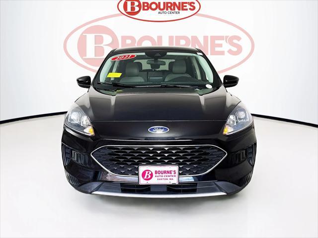 Photo of 2021 Agate Black Metallic Ford Escape