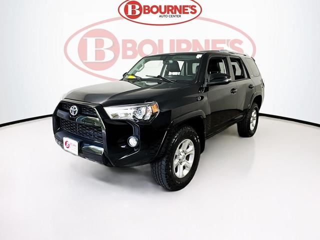 Photo of 2016 Midnight Black Metallic Toyota 4Runner