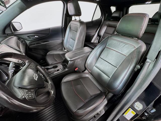 Photo of 2022 Mosaic Black Metallic Chevrolet Equinox