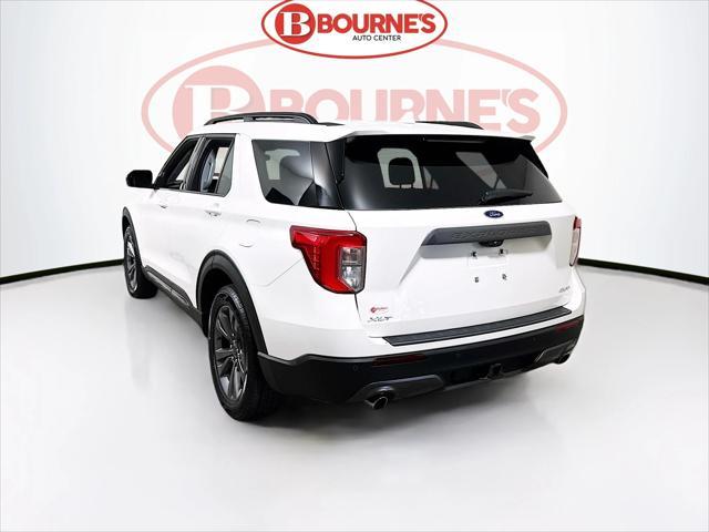 Photo of 2023 Star White Metallic Ford Explorer