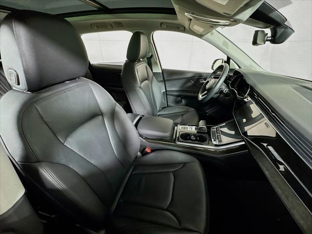Photo of 2023 Carrara White Audi Q7
