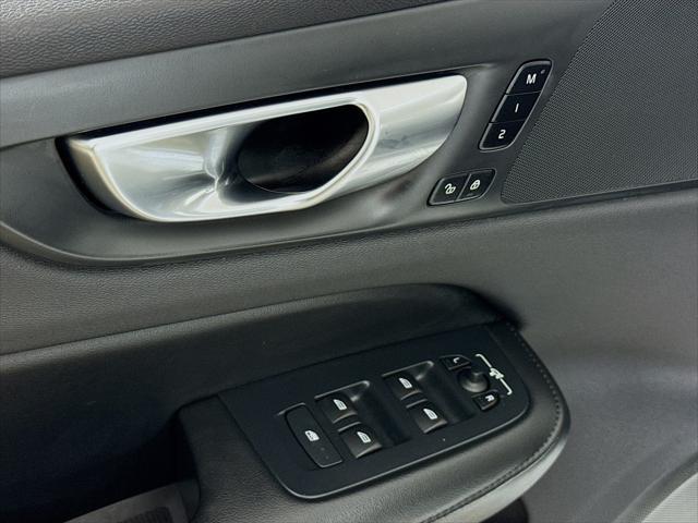 Photo of 2025 Crystal White Volvo S60