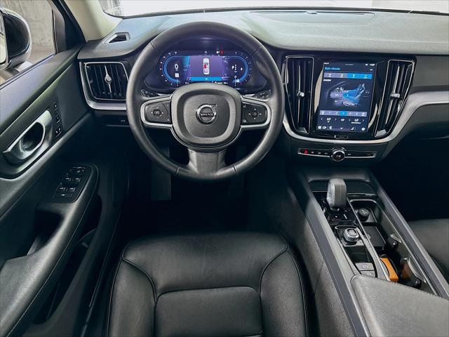 Photo of 2025 Crystal White Volvo S60