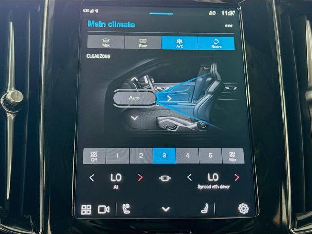Photo of 2025 Crystal White Volvo S60