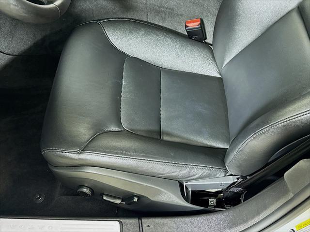 Photo of 2025 Crystal White Volvo S60