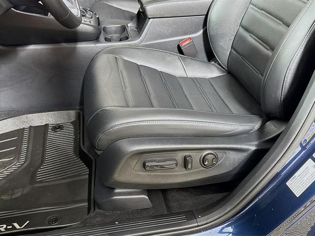 Photo of 2024 Canyon River Blue Metallic Honda CR-V