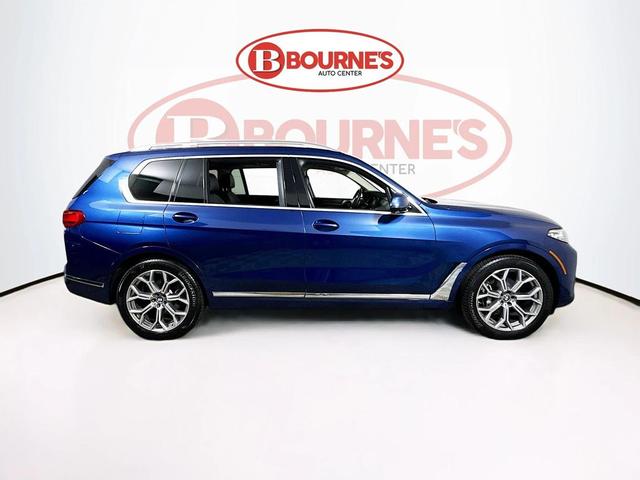 Photo of 2022 Phytonic Blue Metallic BMW X7