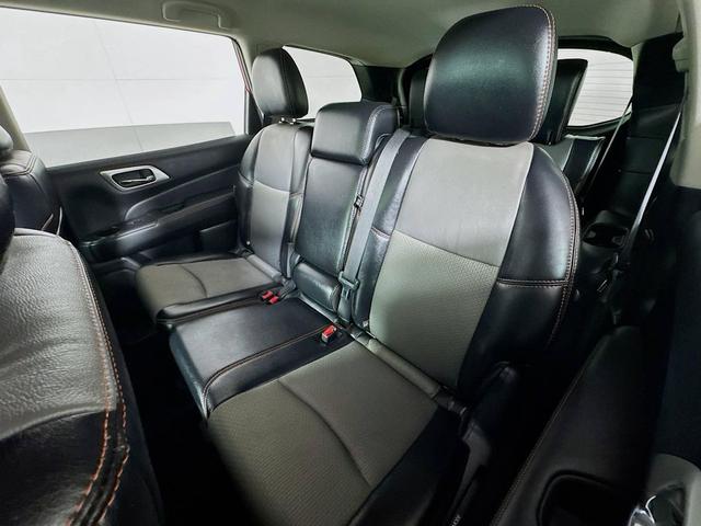Photo of 2020 Scarlet Ember Tintcoat Nissan Pathfinder