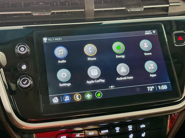 Photo of 2023 Summit White Chevrolet Bolt EV