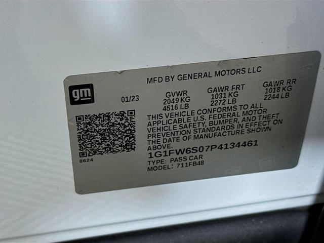 Photo of 2023 Summit White Chevrolet Bolt EV