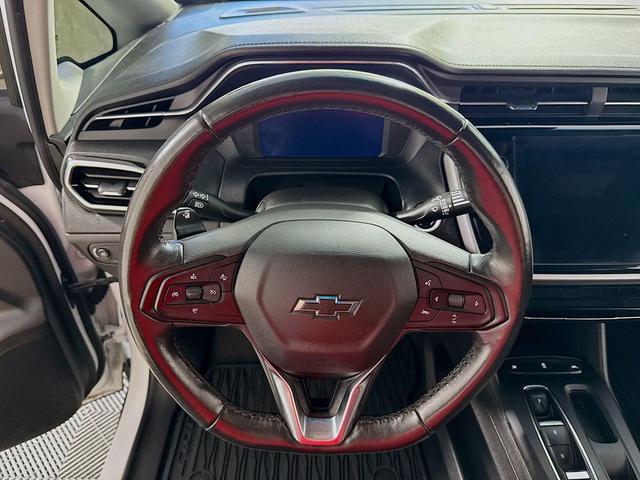 Photo of 2023 Summit White Chevrolet Bolt EV