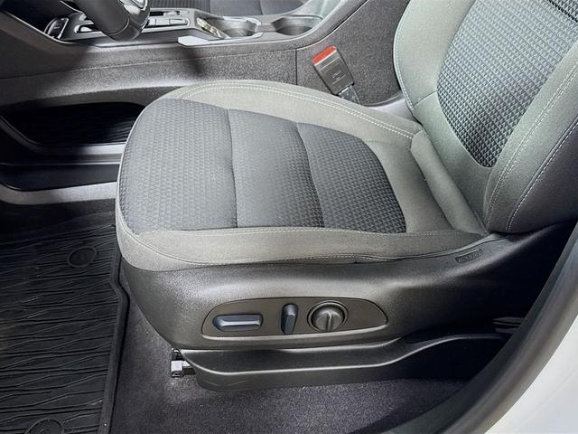 Photo of 2023 Summit White Chevrolet Bolt EV