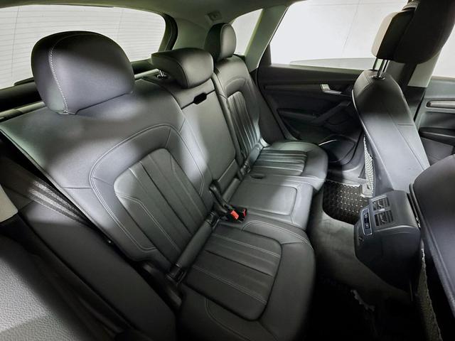 Photo of 2022 Daytona Gray Pearl Effect Audi Q5