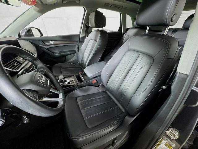 Photo of 2022 Daytona Gray Pearl Effect Audi Q5