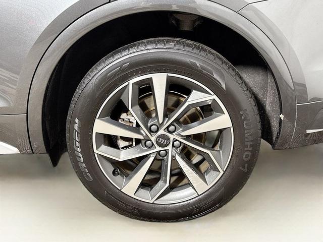 Photo of 2022 Daytona Gray Pearl Effect Audi Q5