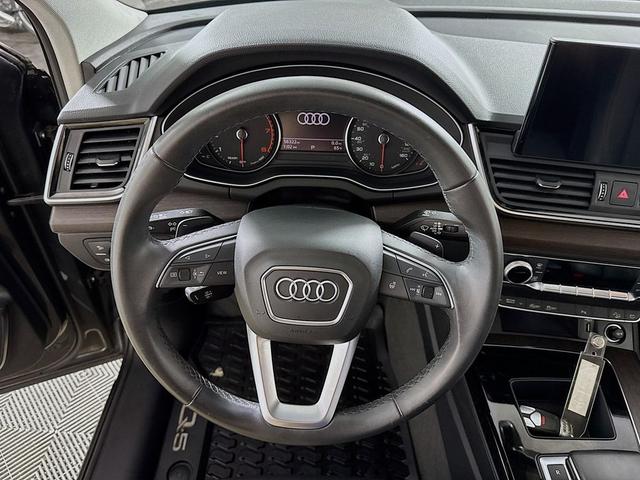 Photo of 2022 Daytona Gray Pearl Effect Audi Q5