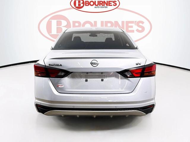 Photo of 2024 Brilliant Silver Metallic Nissan Altima