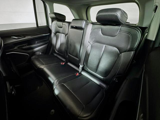 Photo of 2024 Diamond Black Crystal Pearlcoat Jeep Grand Cherokee 4xe
