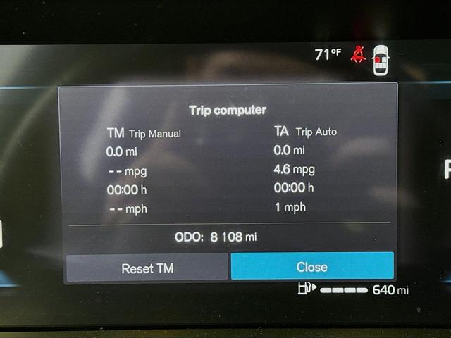 Photo of 2025 Silver Dawn Volvo XC60