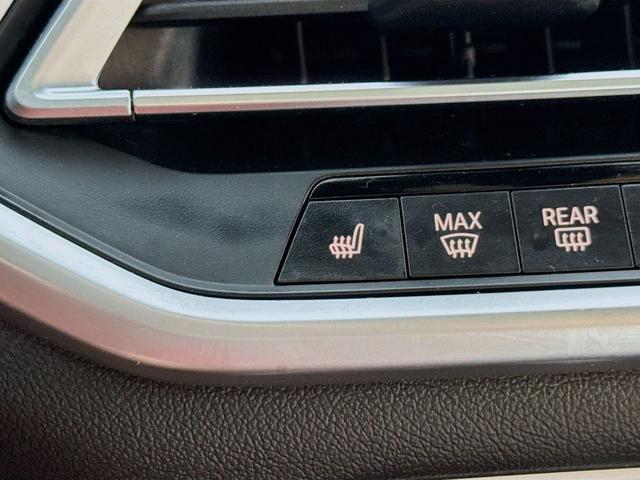 Photo of 2019 Black Sapphire Metallic BMW X5