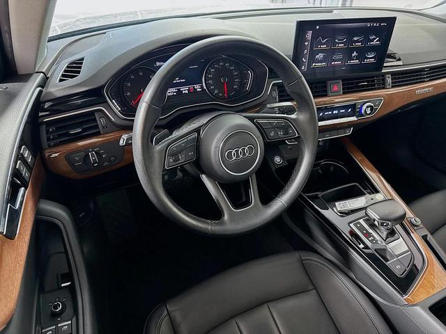 Photo of 2022 Florett Silver Metallic Audi A4