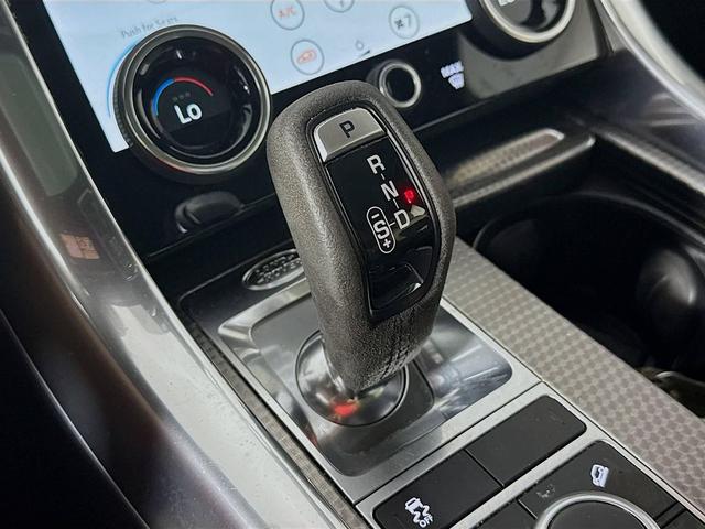 Photo of 2020 Fuji White Land Rover Range Rover Sport