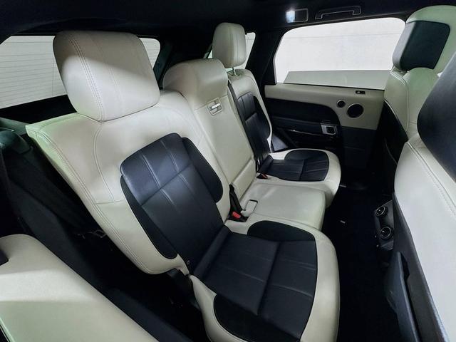 Photo of 2020 Fuji White Land Rover Range Rover Sport