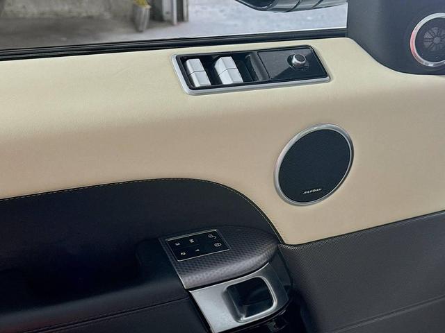 Photo of 2020 Fuji White Land Rover Range Rover Sport