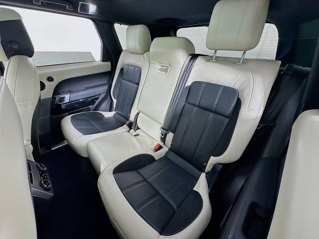 Photo of 2020 Fuji White Land Rover Range Rover Sport