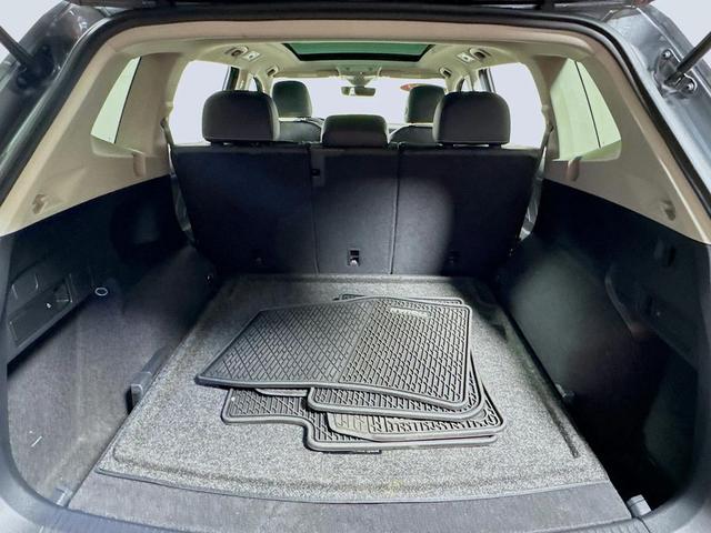 Photo of 2022 Platinum Gray Metallic Volkswagen Tiguan