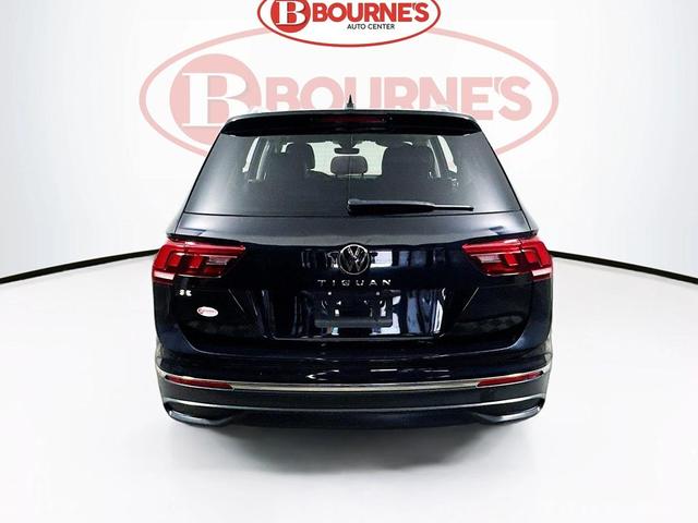Photo of 2024 Deep Black Pearl Volkswagen Tiguan