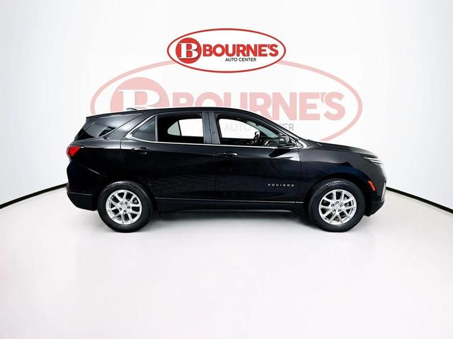 Photo of 2022 Mosaic Black Metallic Chevrolet Equinox
