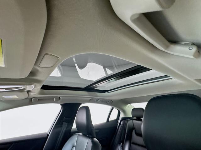 Photo of 2025 Crystal White Volvo S60
