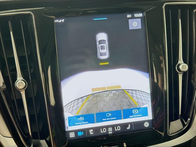 Photo of 2025 Crystal White Volvo S60