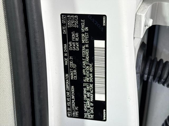 Photo of 2022 Crystal White Metallic Volvo S90