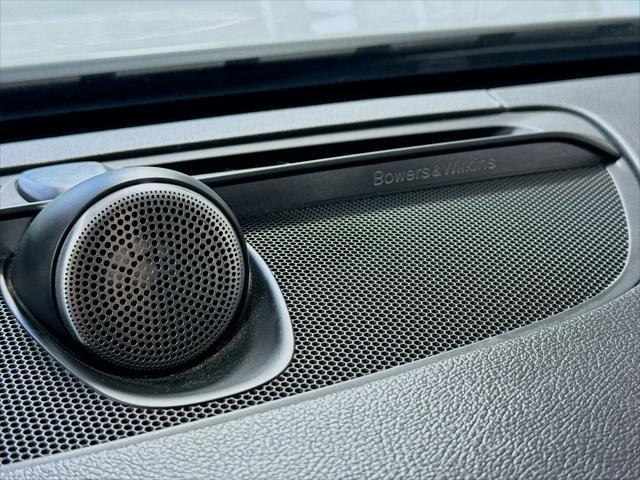 Photo of 2022 Crystal White Metallic Volvo S90