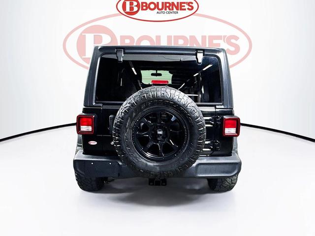 Photo of 2018 Black Clearcoat Jeep Wrangler Unlimited