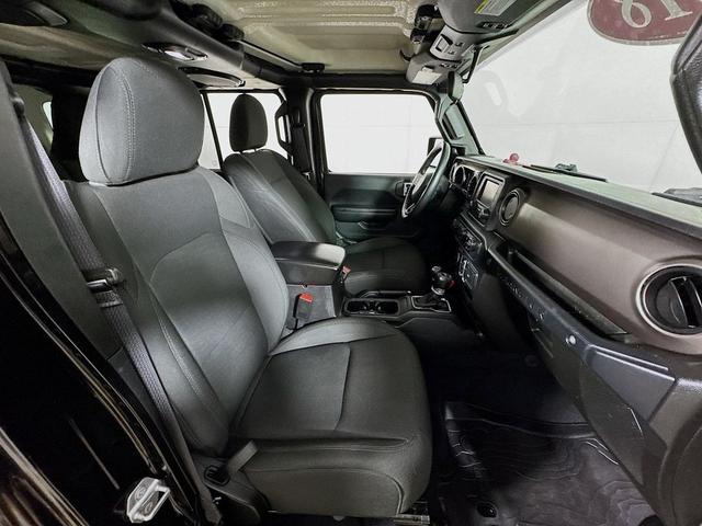Photo of 2018 Black Clearcoat Jeep Wrangler Unlimited