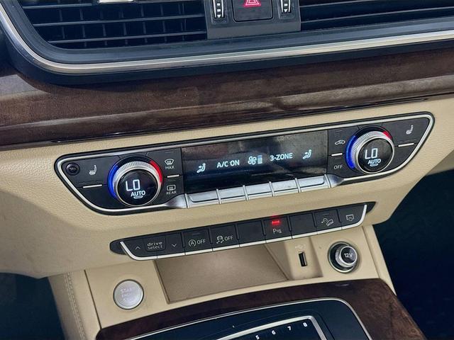 Photo of 2019 Ibis White Audi Q5