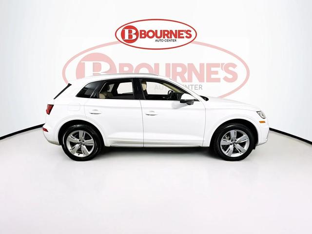 Photo of 2019 Ibis White Audi Q5