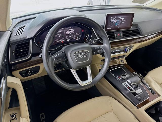 Photo of 2019 Ibis White Audi Q5