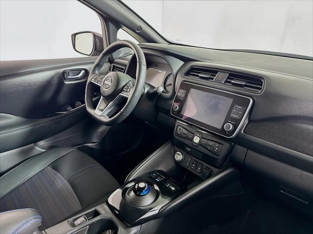 Photo of 2024 Gun Metallic Nissan Leaf
