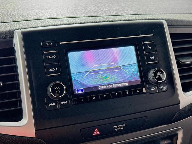 Photo of 2019 Black Forest Pearl Honda Passport