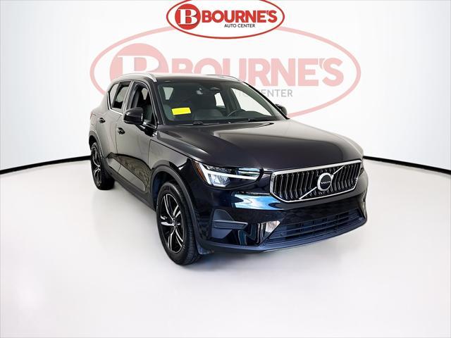 2025 Volvo XC40