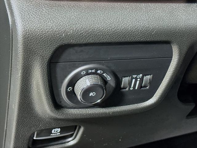 Photo of 2022 Baltic Gray Metallic Jeep Grand Cherokee L