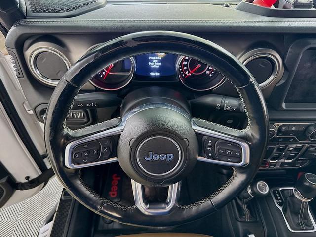 Photo of 2020 Bright White Clearcoat Jeep Gladiator
